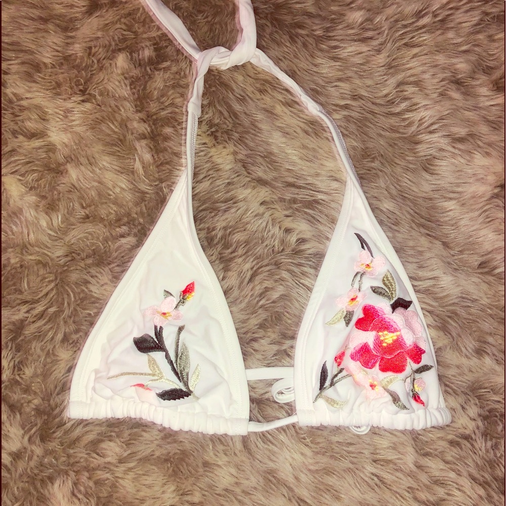 Abercrombie & Fitch String Bikini Top